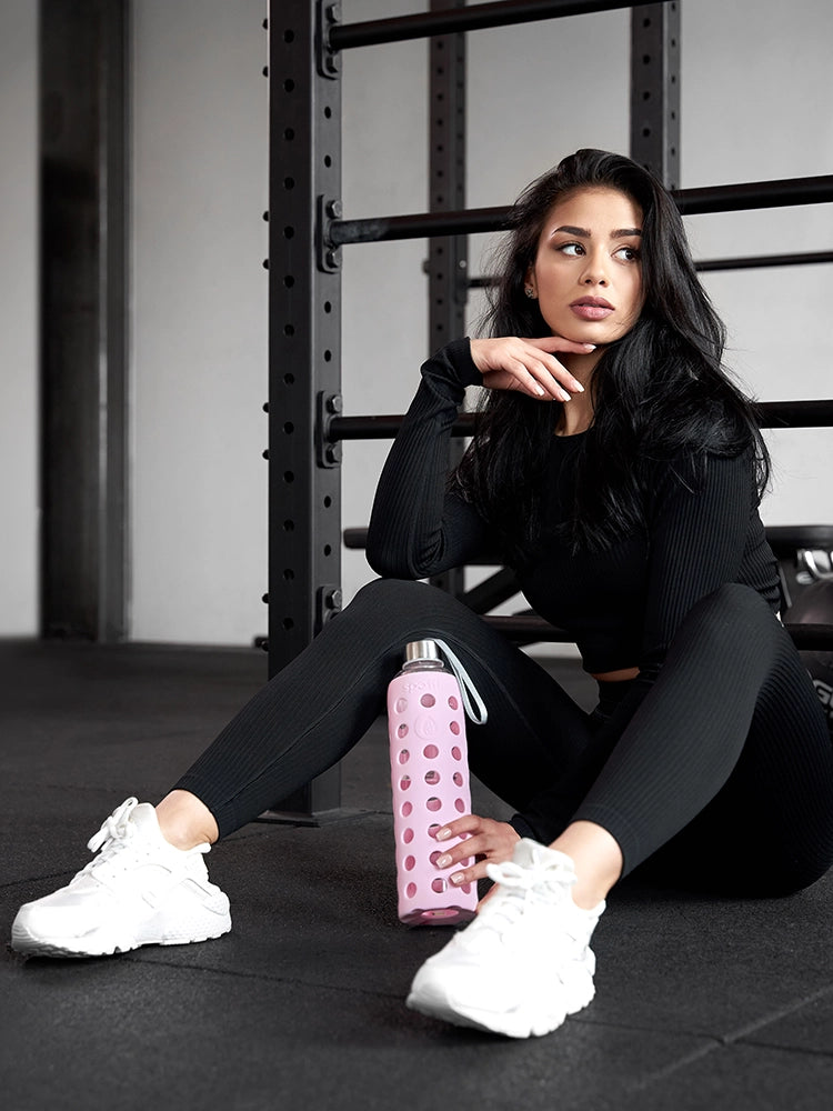 glasflasche-1l-mit-silikon-huelle-rosa #color_pink