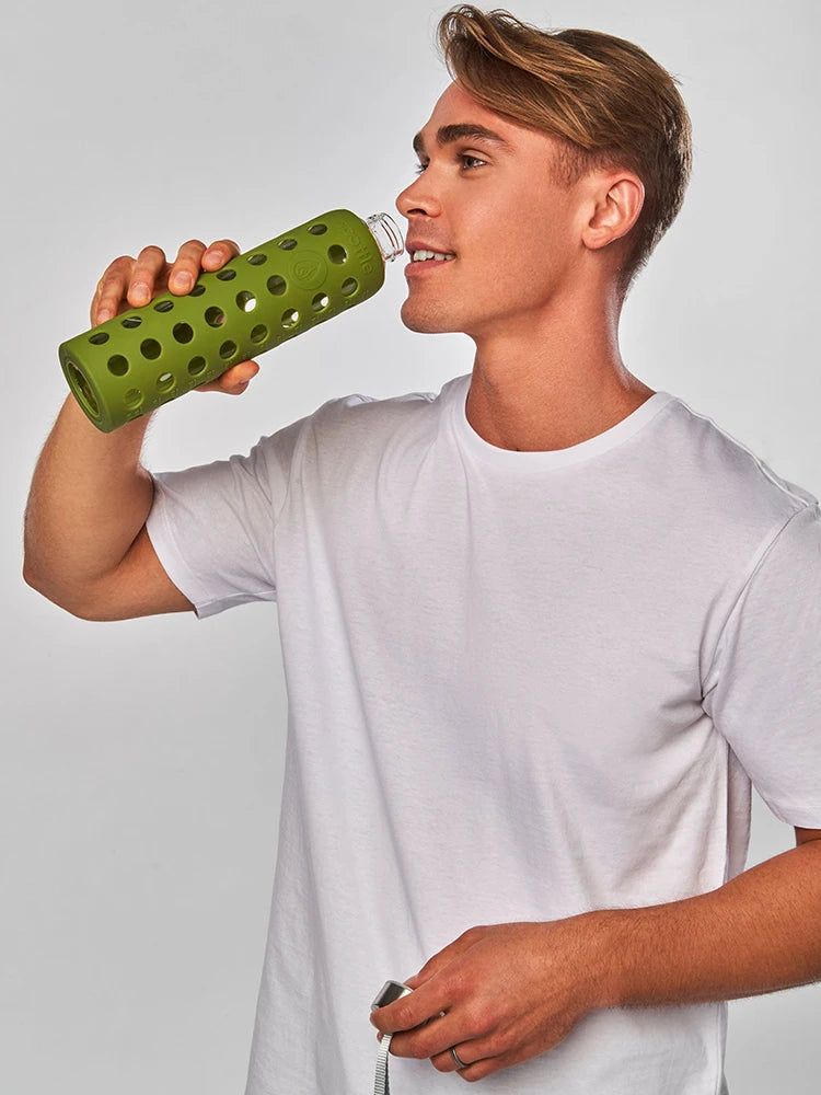 glasflasche-550-ml-mit-silikonhuelle-olivgruen Olive Green #color_olive-green