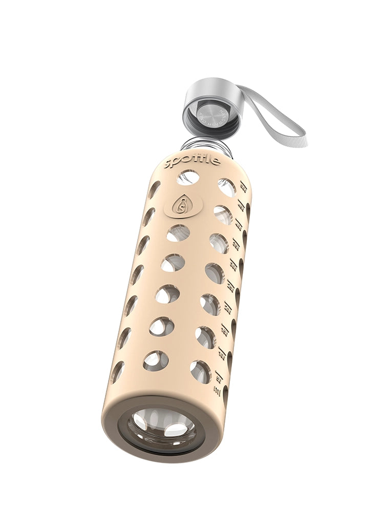 Glass water bottle with silicone sleeve – 500 ml