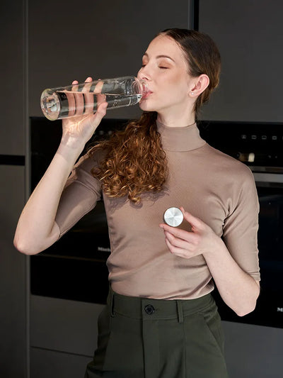 Glass water bottle – 1 L