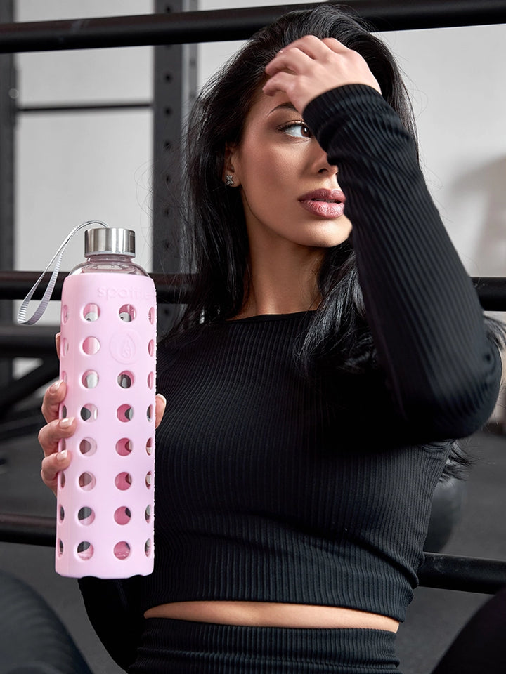 glasflasche-1-liter-mit-silikonhuelle-rosa #color_pink