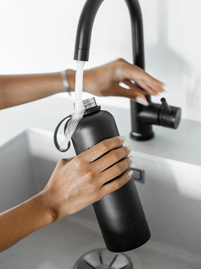 Thermos- Trinkflasche aus Edelstahl – 1.5 Liter