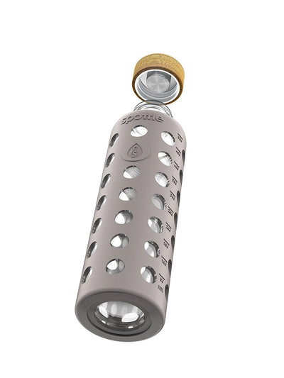 Glass water bottle with silicone sleeve & bamboo cap – 500 ml